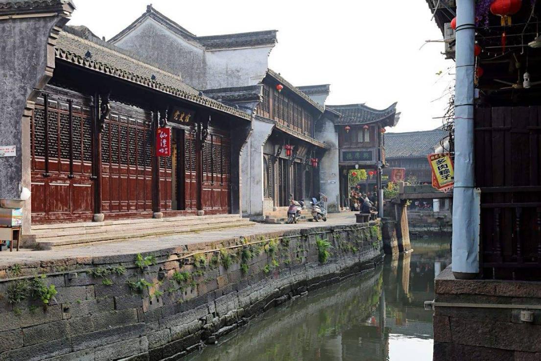凌晨男子在车内昏迷不醒?民警破窗救援后却发现是醉驾+无证驾驶