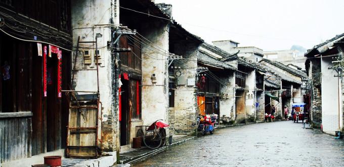 小姑子结婚我送车,饭桌上婆婆说的一番话,我把钥匙又放回口袋!